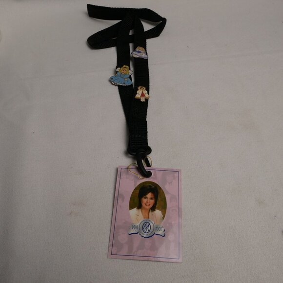 Marie Osmond 10th Anniversary 91-01 Commemorative Lanyard With 3 Cute Doll Pins - Picture 1 of 8